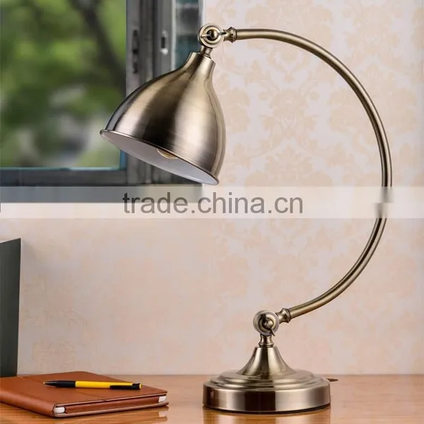 T6046 E27 Modern Design Brass Table Lamp photo-2