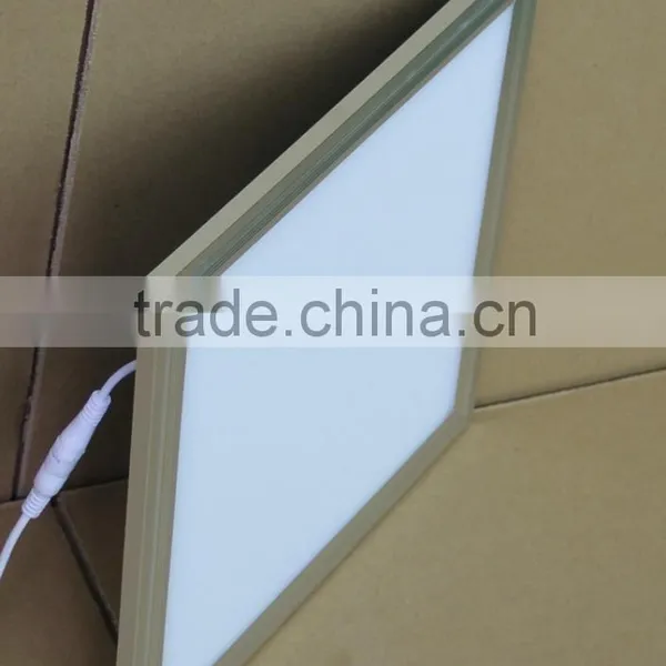 Most Competitive CE Flicker-free 95lm/w 36w Suquare 60x60 cm Led Panel Lighting With Isolated Driver photo-3
