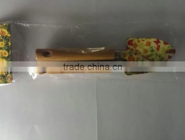 Printing Garden Tool With Wooden Handle photo-2