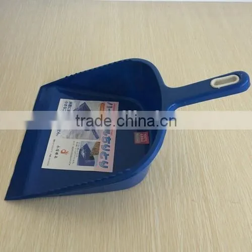 Mini Plastic Dustpan With Handle photo-2