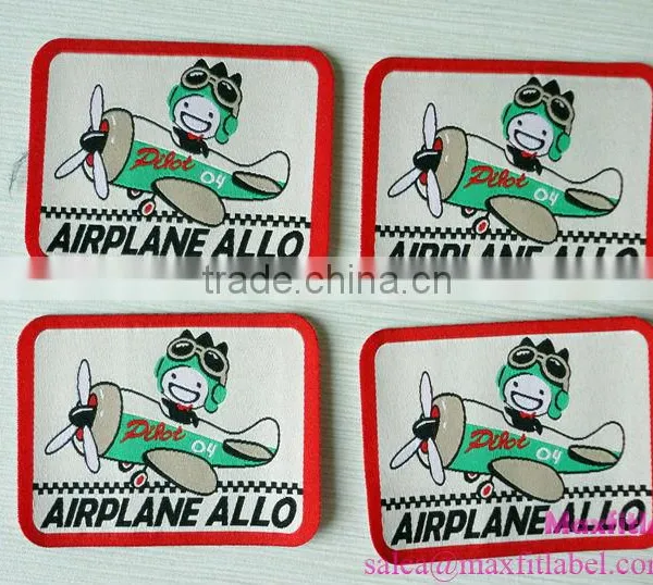 China Wholesale Embroidery Badge and Woven Patch for Clothing Labels photo-2