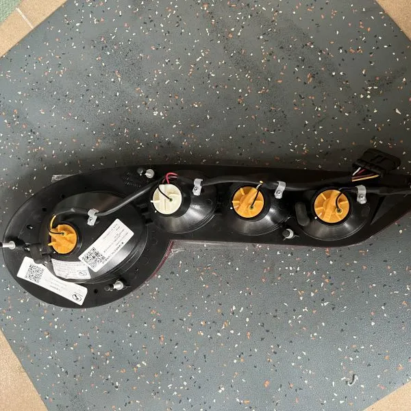 Bus Parts 236100880 Auto Electrical Parts Tail Light Left Side Lights for Kinglong photo-4