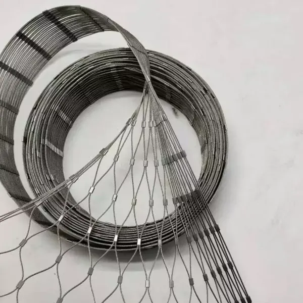 ASTM Standard Compliant Stainless Steel Zoo Mesh with Mill Test Certificate