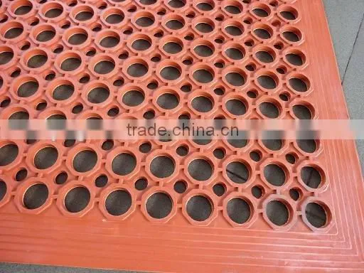 2015 OEM Available Eco-friendly Factory Price Garage Anti Slip Rubber Mat photo-3