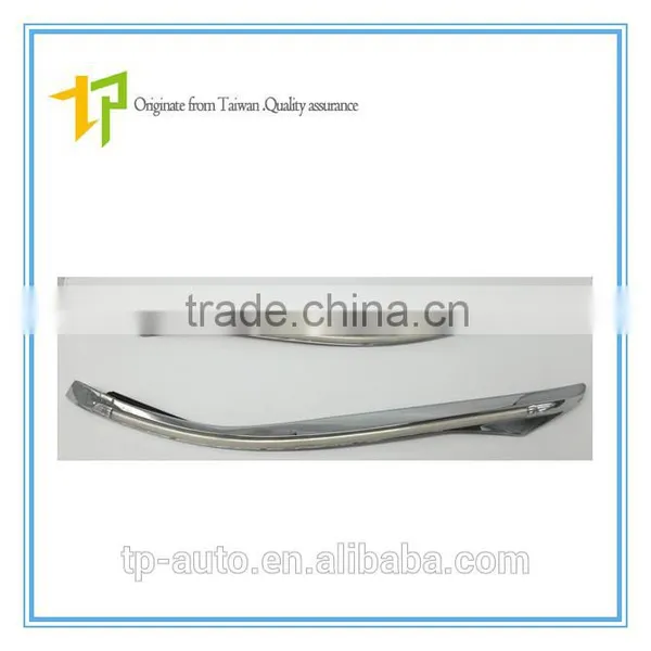 China High Quality Headlight Eyebrow/ Car Head Lamp Eyebrow for Chevrolet Cruze photo-3