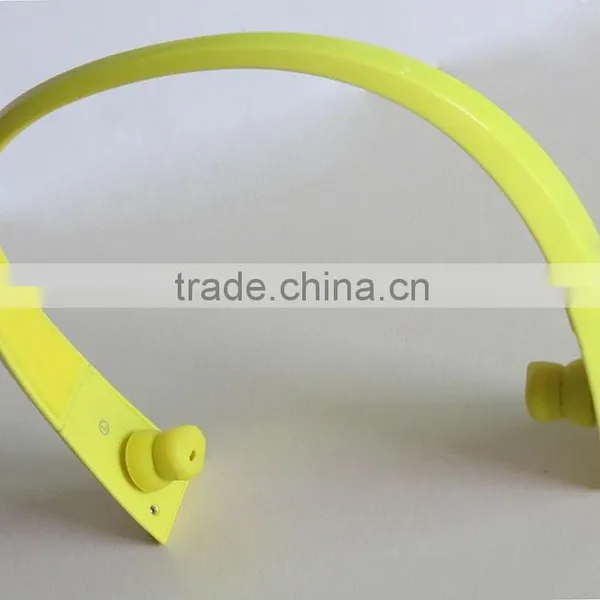 China Supplier Bluetooth Headphone photo-3