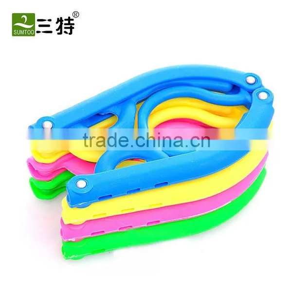 Plastic Folding Hanger photo-2