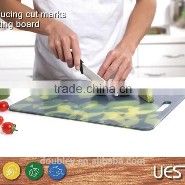 Teak Hanging Heart Shape Cutting Board photo-3