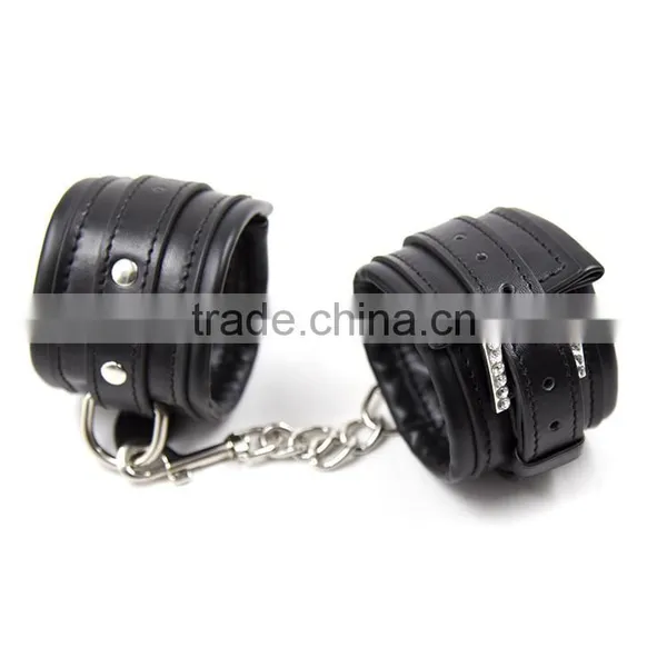 SEX TOYS HANDCUFF SEX BONDAGE HANDCUFFS ADULT SEX GAME HANDCUFFS SEX WHOLESALE LEATHER HANDCUFFS SEX PRODUCT WHOLESALE photo-2