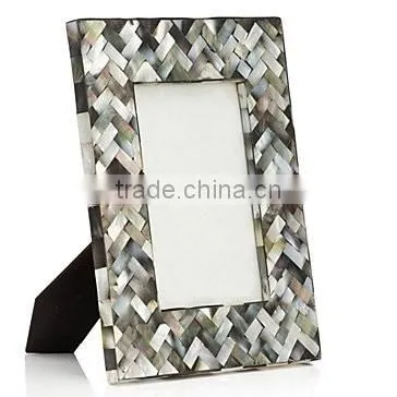 High Quality Best Selling Mother of Pearl Black Inlay Photo Frame photo-2