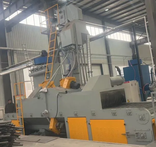 Automotive Parts Surface Cleaning Blasting Equipment for Engine Housing Chassis Components