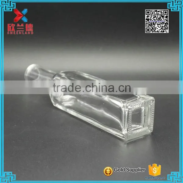 High Quality Slim Wine Bottle/150ml Clear Cork Beverage Bottle photo-3