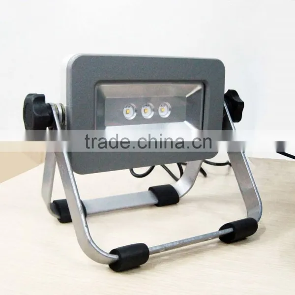 10W LED WORK Light With Hook With Car Charger and Adapter 100LM CE EMC