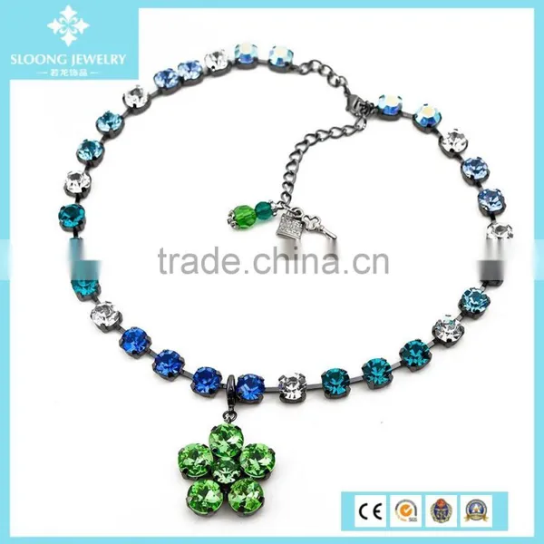 Wholesale Crystal Fashion Statement Necklace in China photo-3