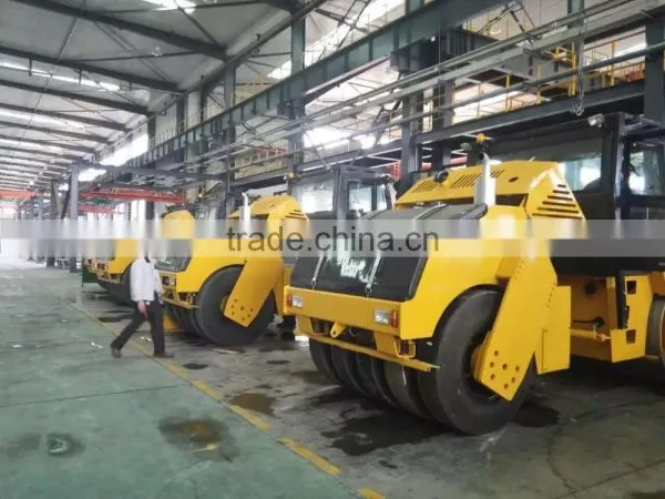 LDR210H Combination Tyre Vibratory Roller photo-6