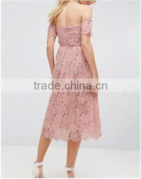 Guangzhou Clothing OEM Pink Undertone Cold Shoulder Lace Prom Dresses photo-2
