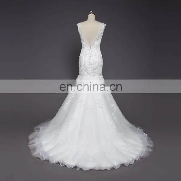 Latest Gowns Designs White Lace V-back Sexy Wedding Dress Bridal Gown 2017 photo-4