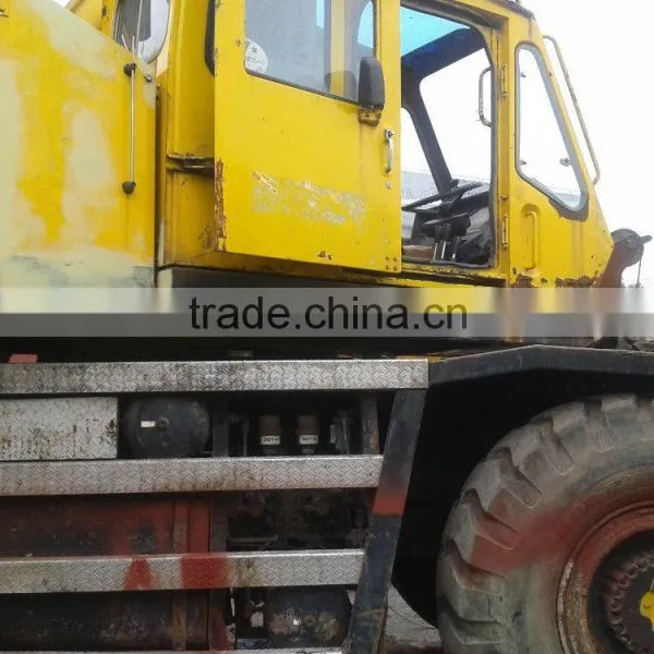 Shanghai Used Condition Kato KR250 Rough Terrain Crane for Sale in Shanghai for Sale With Good Condition and High Quality photo-2