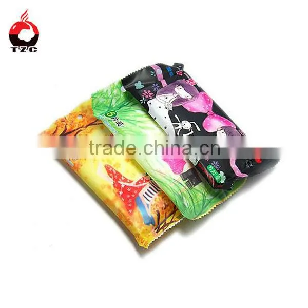 wet wipes bag/restaurant wet wipes bag/wrapped wet wipes bag with customized printing
