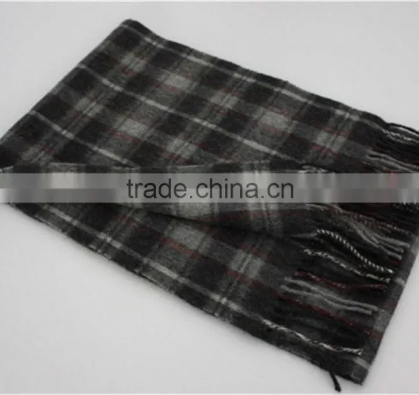 Gray Yarn Dyed Checked Pure Wool Scarf With Fringe photo-3
