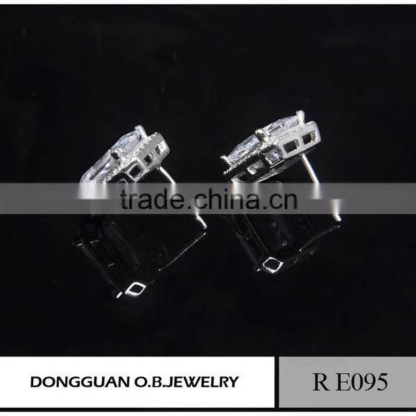 2 Gram Gold Beautiful Designed Earrings European Popular Square Stud Earrings photo-4
