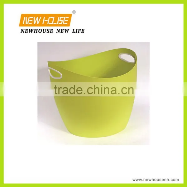 Multi-color New Style Plastic Storage Basket With Handle