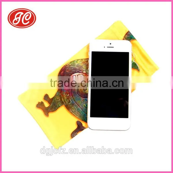 Customized Logo Yellow Color Microfiber Cloth for Mobile Phone Bag photo-6