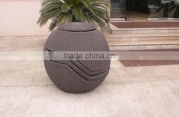Outdoor Round Shape Stackable Wicker Sofa Set photo-4