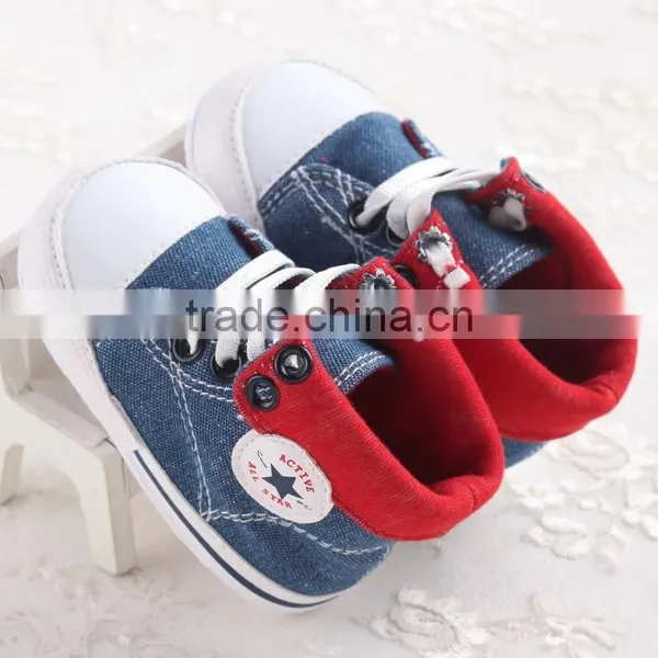 2015 New Design Fabric New Born Baby Shoes for Boy