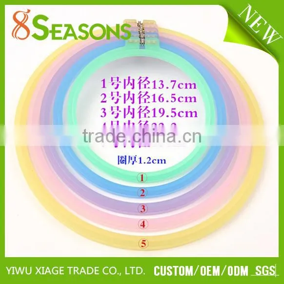 Cheap Wholesale Colorful Plastic Cycle Cross Stitch Embroidery Hoops And Frames photo-2