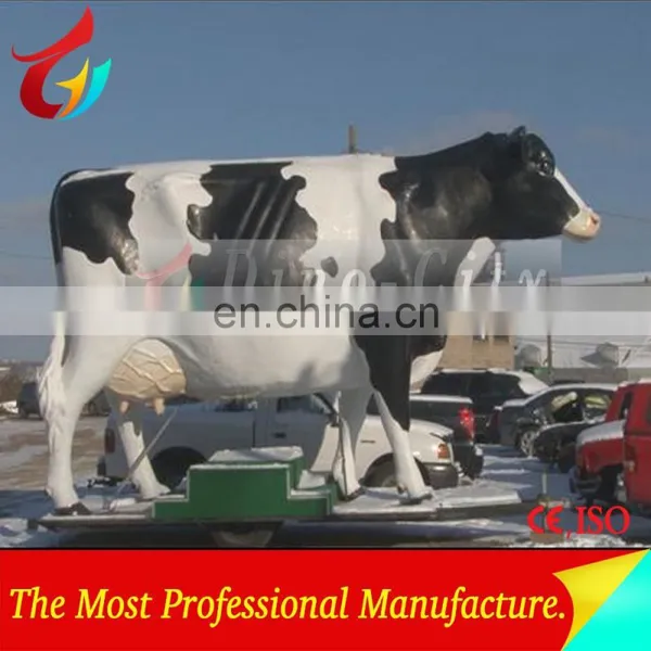 Attractive Outdoor Playground Fiberglass Cows Statue photo-4