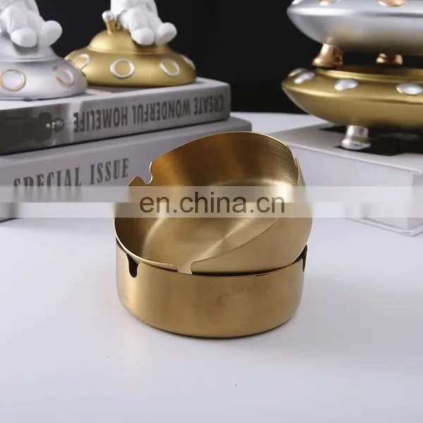 Astronaut Series Ornaments Modern Ashtray Portable Cigar Cigarette Resin Ashtray photo-7