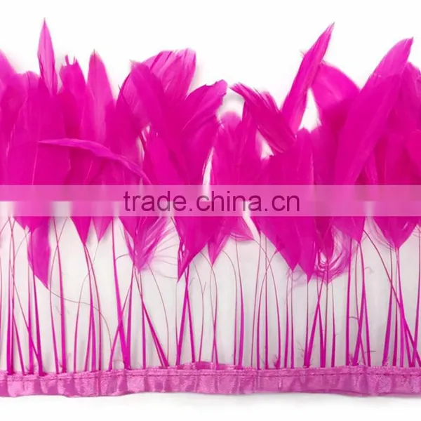 Stripped Rooster Feather Trim Hot Pink Coque Tails