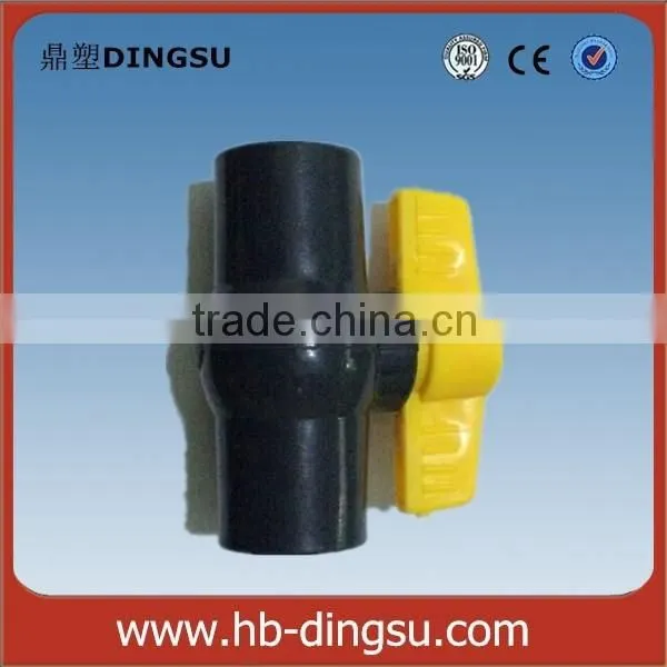 Low Price White Color Plastic PVC Ball Valve photo-3