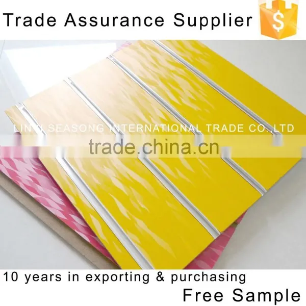 China Linyi 1220*2440*15mm White Melaminie Mdf Woden Slatwall Aluminium Inserts photo-5