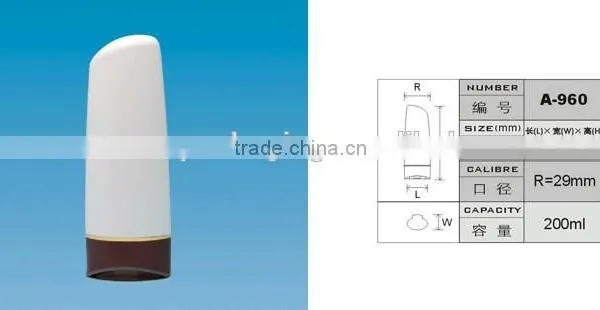 200ml Golden Handstanding Conditioner Bottle photo-2
