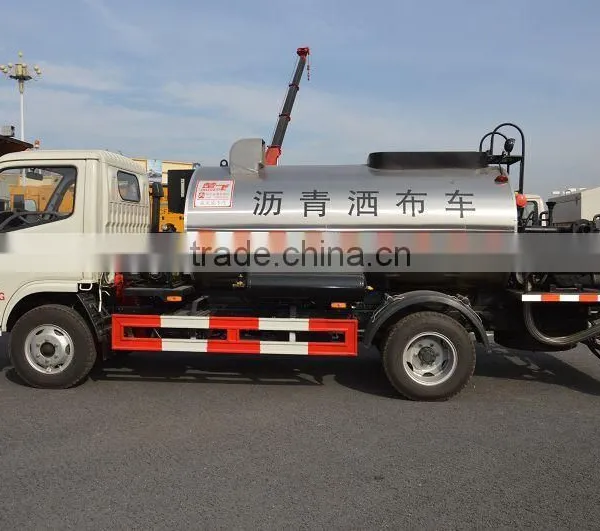 DONGFEN 4X2 Mini Sprayer Bitumen Distributor Truck for Sale photo-2