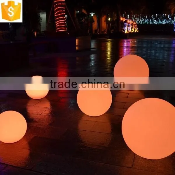 Plactic Floating Ball With Light Inside photo-2