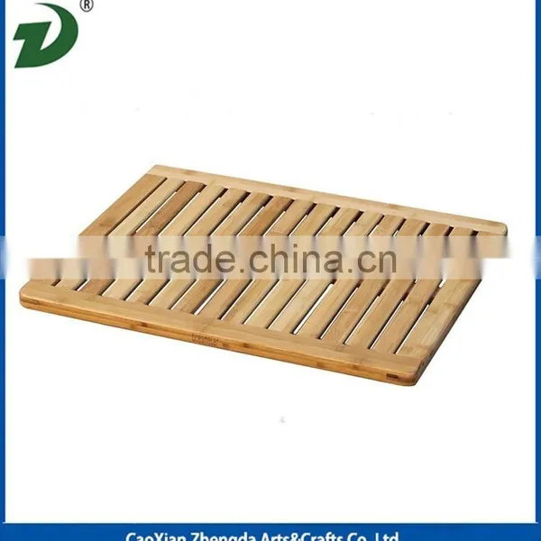 Eco Friendly Natural Curved Bamboo Shower Mat photo-2