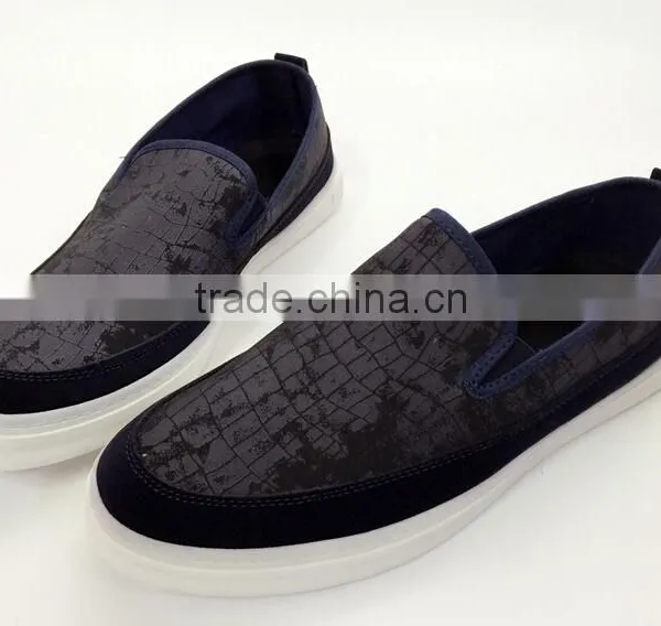 GZY Fashion Men Casual Shoes Slip-On Shoes For Men Flat Shoes Men photo-4