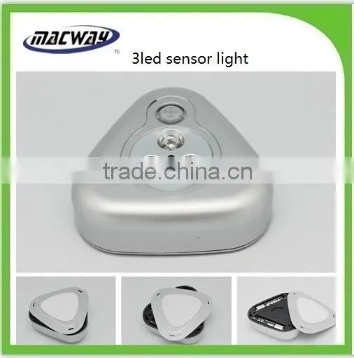 4.5 volt triangle motion sensor light