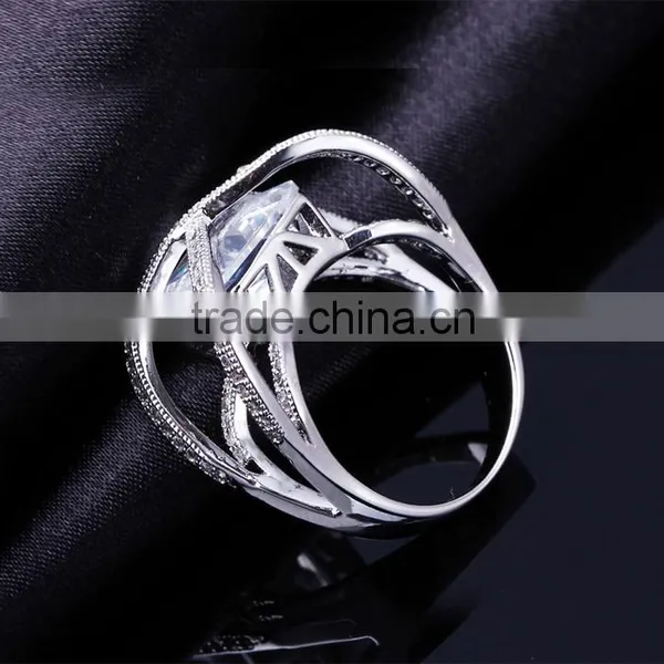 2016 Jewelry Ring Model Clear Zircon Stone Square Cross Shape Unique Design Ring photo-4