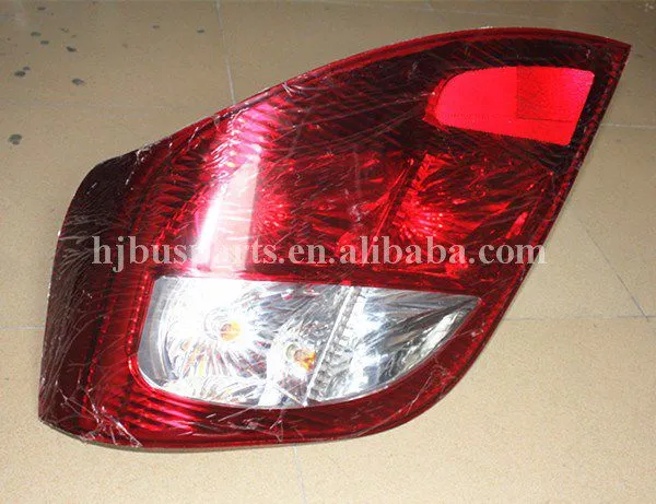 Accessories Bus Spare Parts Halogen Xenon Tail Lights 6115 Z-HX800x400 for Zhongtong Bus photo-2