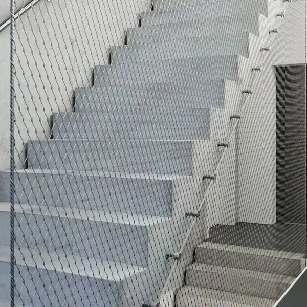 Stainless Steel Wire Rope 304/ 316 Bird Net Fence Zoo Aviary Plain Color Diamond Surface Construction Road Fence