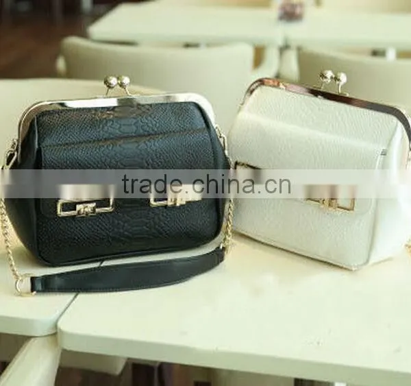 Hot Sale Fahion Different Colors Crocodile Metal Frame Handbags photo-2