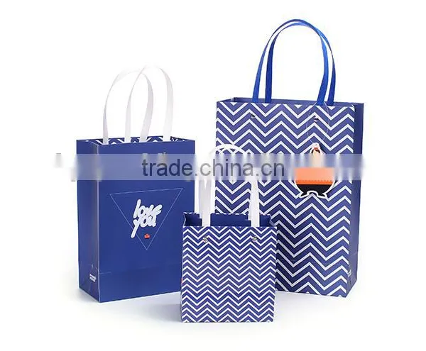 Eco-friendly Art Paper Made Shopping Bag With Handles photo-3