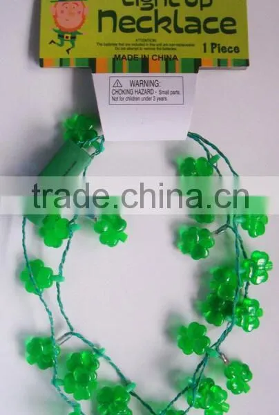 Popular Hot LED Flashing Light up SHAMROCK Necklace for st Patrick's Day