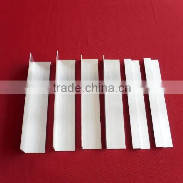 Aluminium angle profile