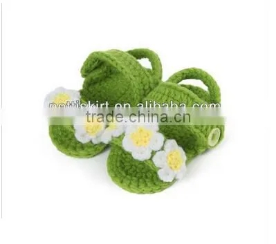 Baby Knit Cute Girls Shoes Hand Made Pattern Baby Shoes photo-2