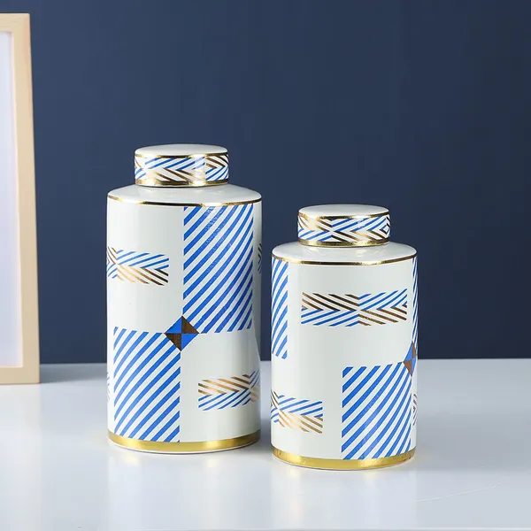 European Simple Style Blue and White Bended Line Sheet Pattern Ceramic Flower Vases With Lid For Home Decoration photo-5